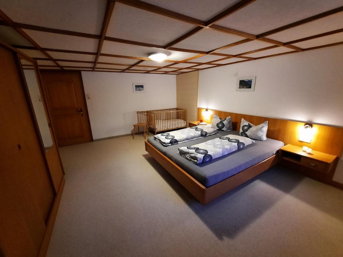 Apartment Dekker เมลเลา ภายนอก รูปภาพ