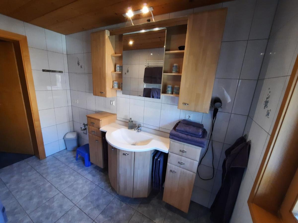 Apartment Dekker เมลเลา ภายนอก รูปภาพ